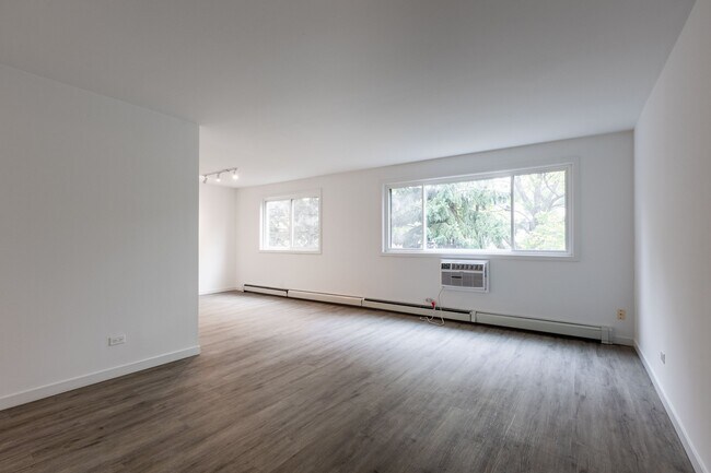 Foto del edificio - 7621 N Sheridan Rd