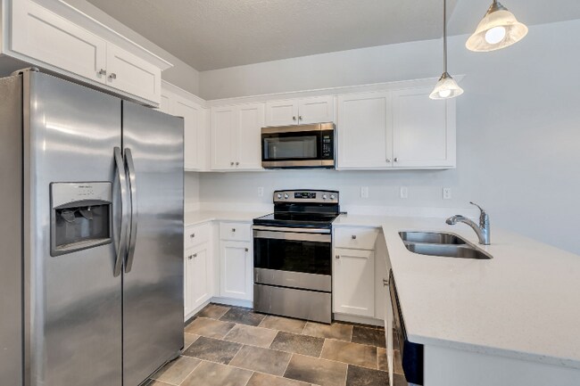 Building Photo - 1747 N Exchange Park Rd