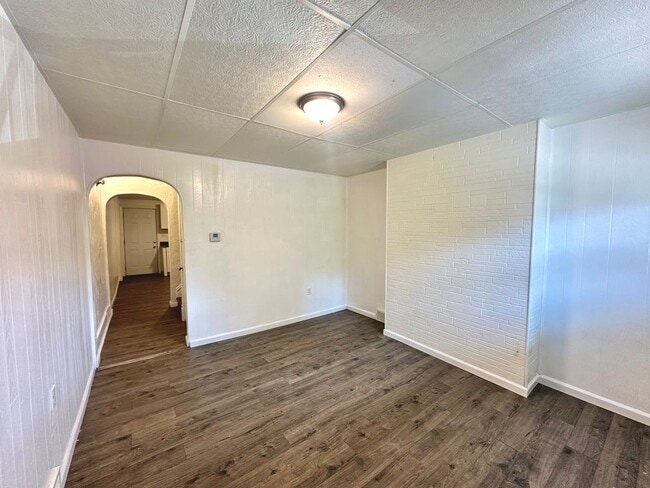 Photo - Updated 4 Bed, 1 Bath Home in Hazelwood - Central AC & Heat, Minutes from Downtown - Available Now!