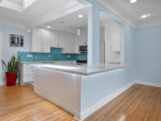 Foto del edificio - 260 NE 95th St