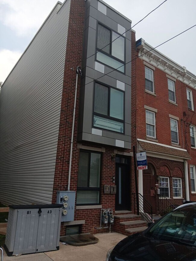 Building Photo - 431 W Berks St