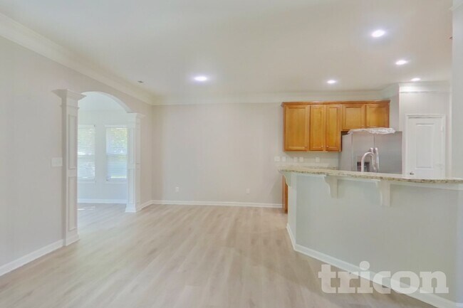 Foto del edificio - 1413 Eastway Dr