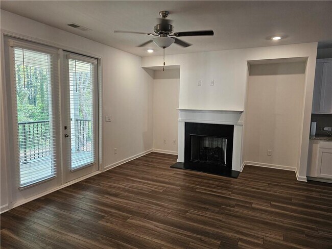 Foto del edificio - 3529 Settlement Rd