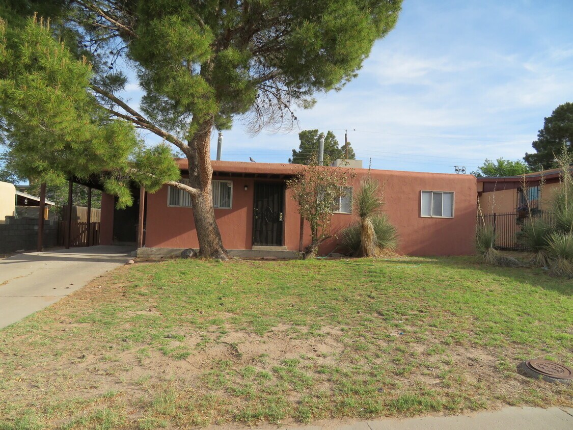 2341 E Idaho Ave, Las Cruces, NM 88001 House Rental in Las Cruces, NM