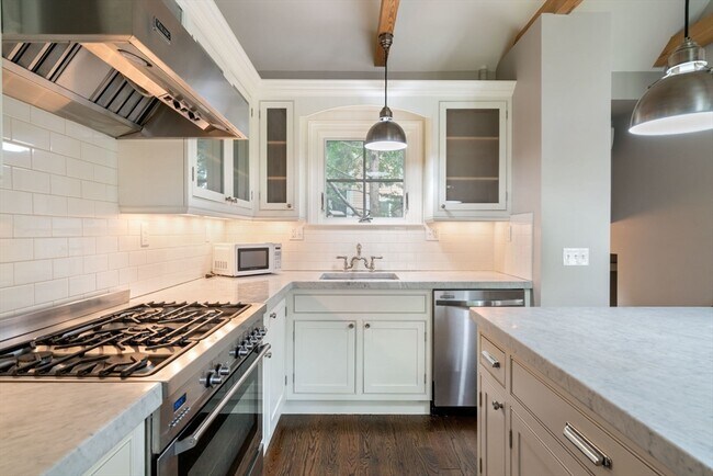 Foto del edificio - 23 Bellis Cir