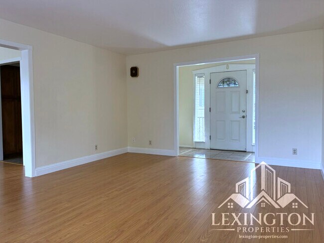 Foto del edificio - Wonderful, 3BD/2BA, Home off Bell St. and ...