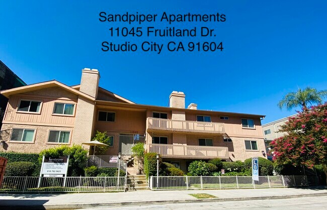 Sandpiper Apartments - 11045 Fruitland Dr