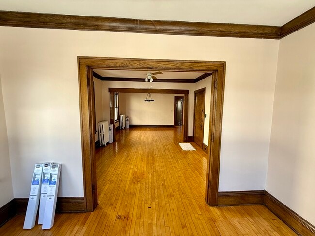 Building Photo - 3741 Harriet Ave