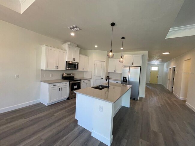 Foto del edificio - 1447 SW 67th Dr