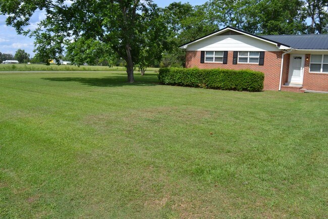 Foto del edificio - 138 Cypress Cir
