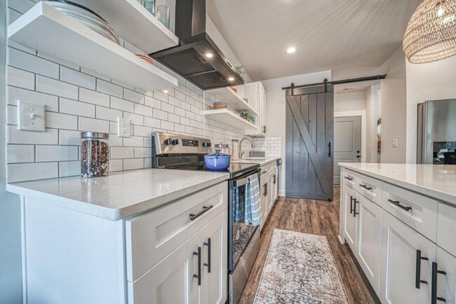 Building Photo - Brand-New Single Family Homes