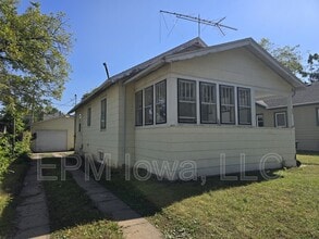 Building Photo - 330 Cutler St