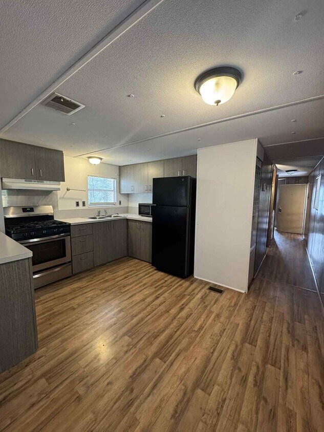 Foto principal - 3 Bedroom 2 Bath - Ruidoso