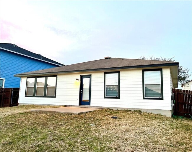 Building Photo - 4807 Virginia Dare Ln