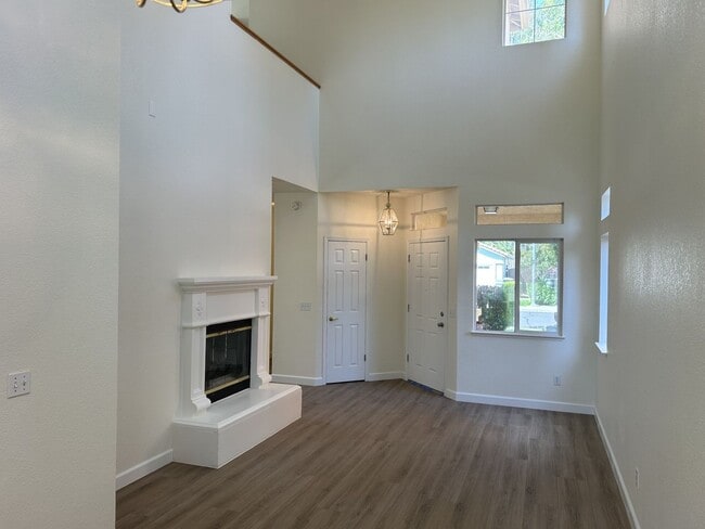 Building Photo - 597 Canvasback Ct