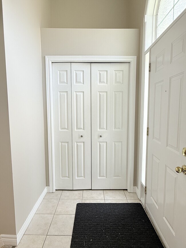 Building Photo - 2477 Trappers Ave