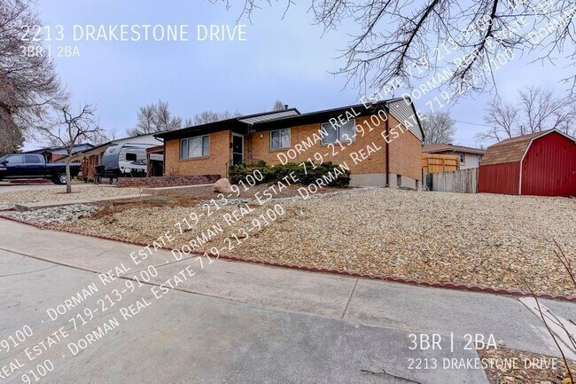 Foto del edificio - 2213 Drakestone Dr