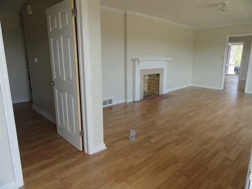 Building Photo - 450 Jefferson Hwy