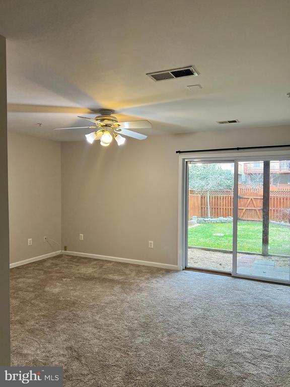 Building Photo - 8114 Bravo Ct