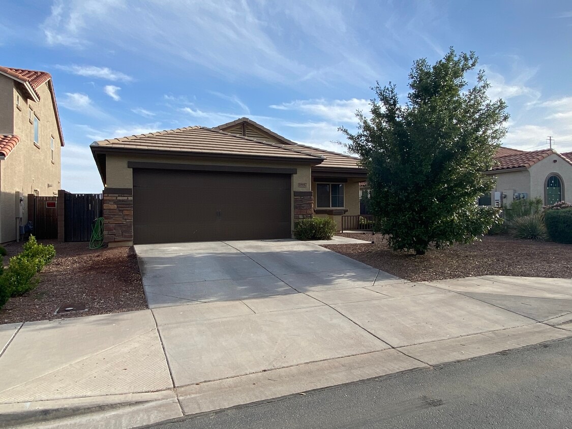 18617 W Raymond St, Goodyear, AZ 85338 House Rental in Goodyear, AZ