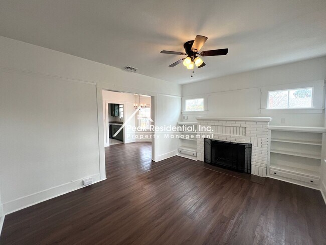 Foto del edificio - Charming Tahoe Park 2bd/1ba House