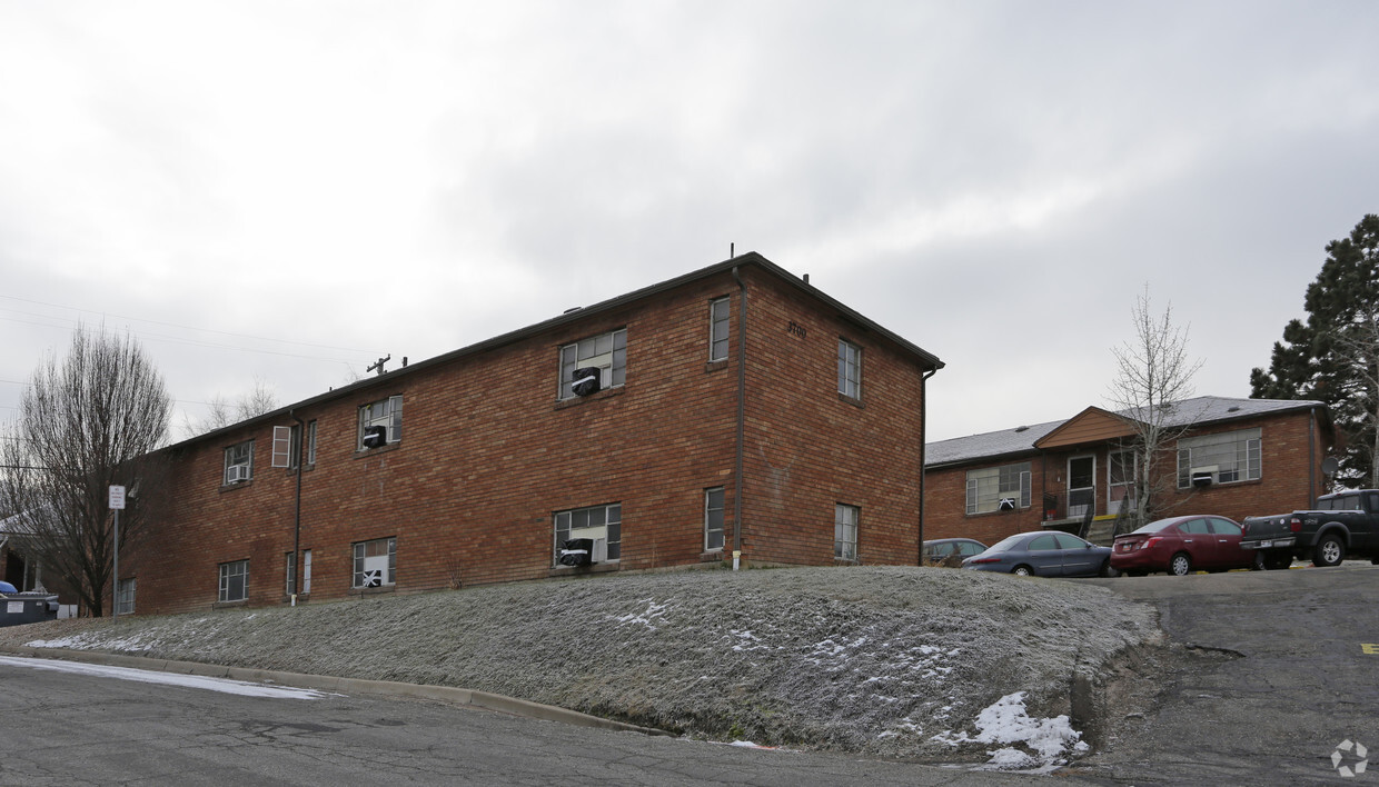 Building Photo - Raincrest Apartments