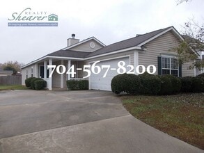 Building Photo - 9617 Rau Ct