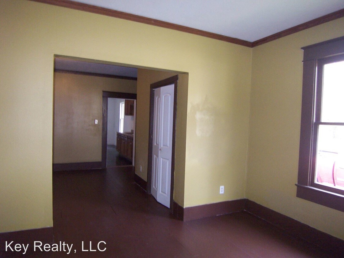 Building Photo - 3 br, 2 bath House - 304 20th Street