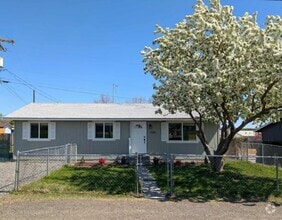 Building Photo - 1120 Horne Rd