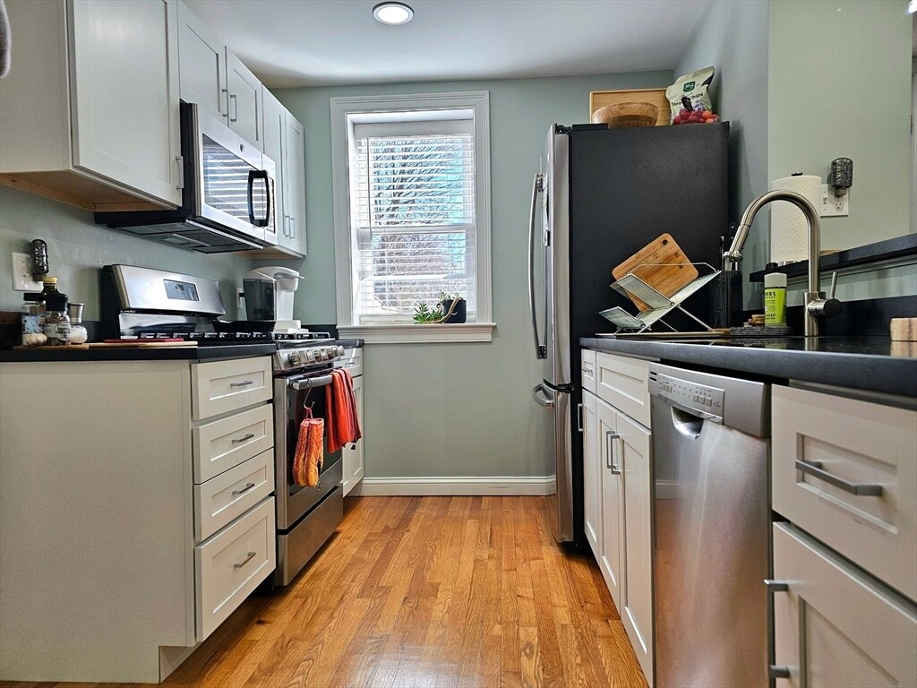 Primary Photo - 23 Clark St