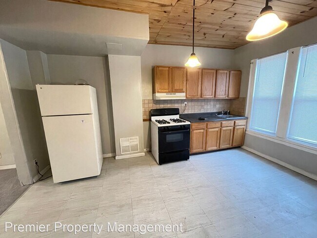 Building Photo - 3 br, 1 bath House - 2419 E. Oliver Street