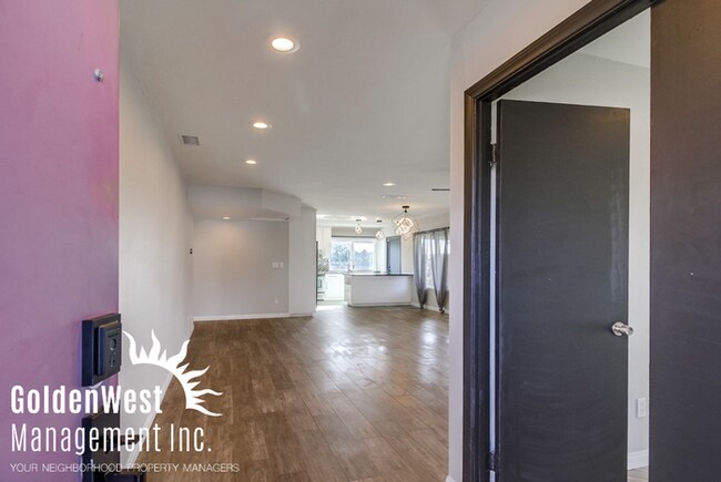 Foto del edificio - Updated 3Bdm 2Ba Single-Family Home in Paradise Hills!