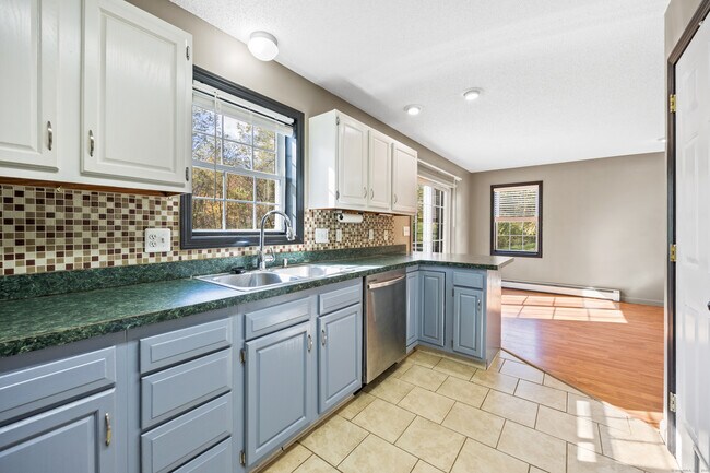 Foto del edificio - 52 Ford Ln