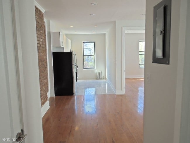 Building Photo - 1168 Saint Marks Ave