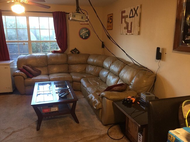 Foto del edificio - 1350 Ocala Rd