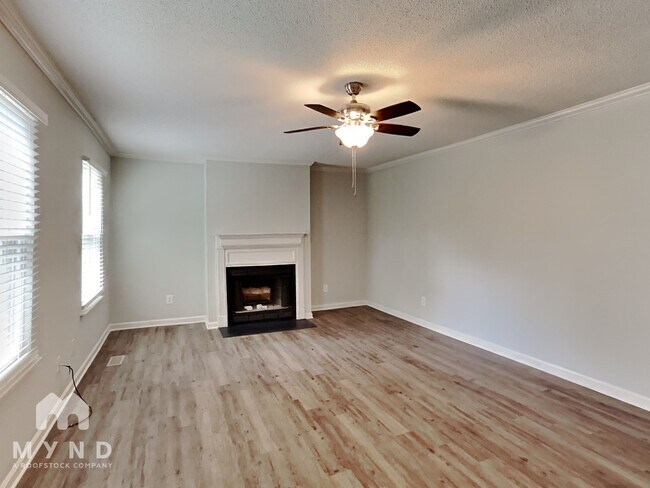 Building Photo - 134 Mayflower Cir