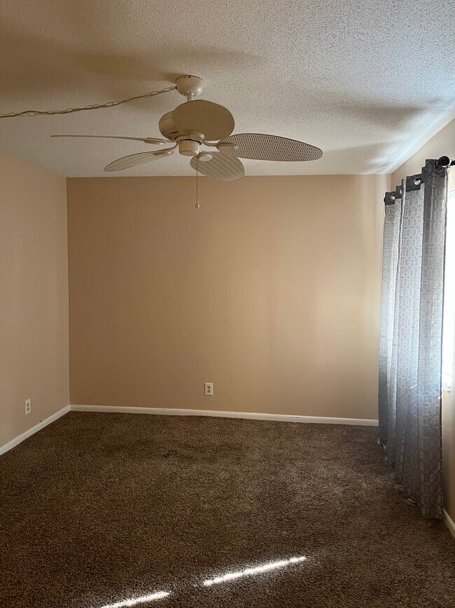 Primary Bedroom - 671 Midway Dr