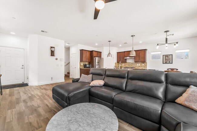 Foto del edificio - Effortless Living in the Heart of Henderson!