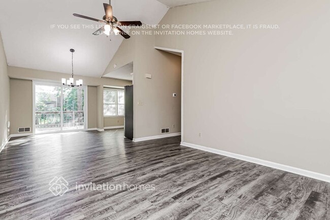 Building Photo - 2653 Laurel View Dr