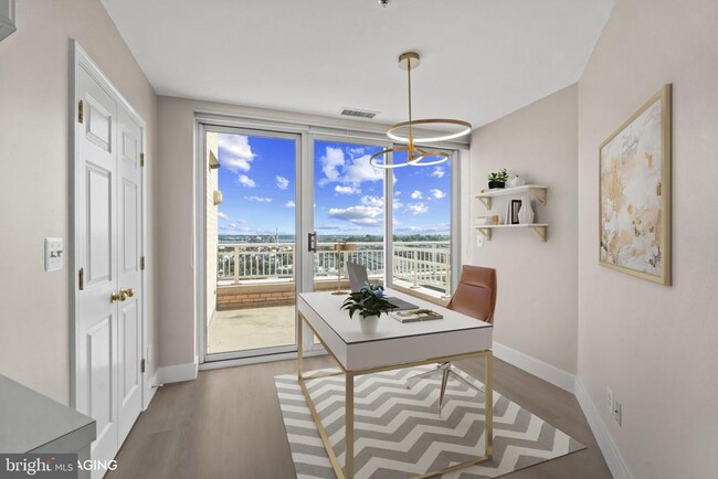 Building Photo - 100 Harborview Dr