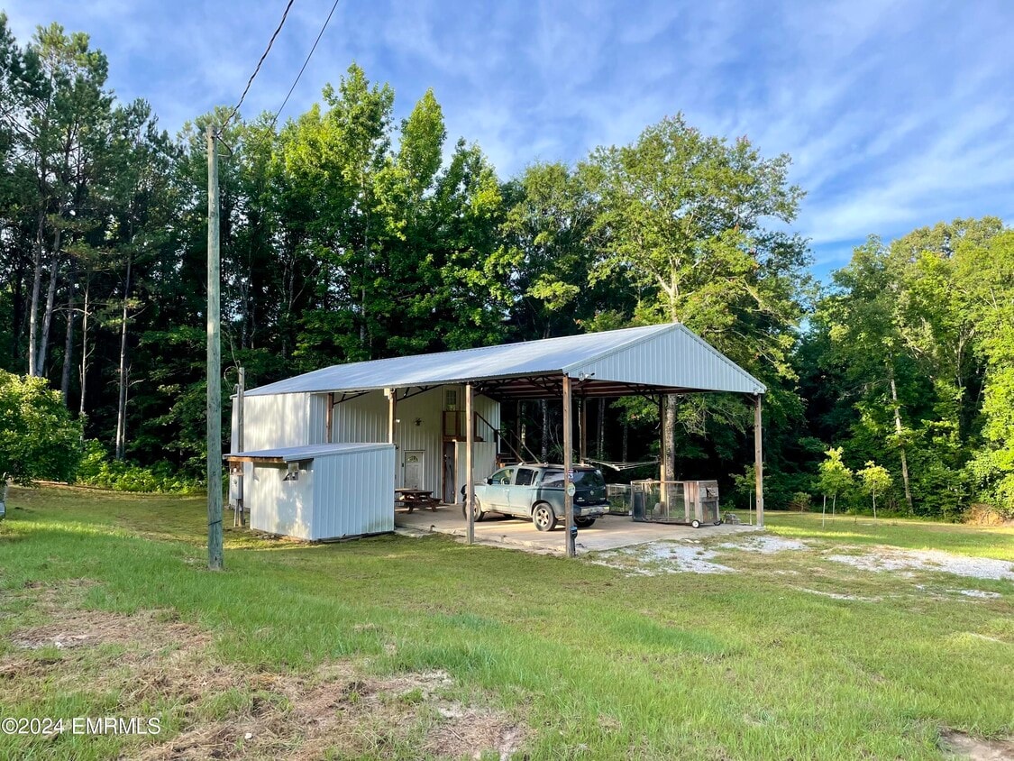 Primary Photo - 180 Bethel Church Rd