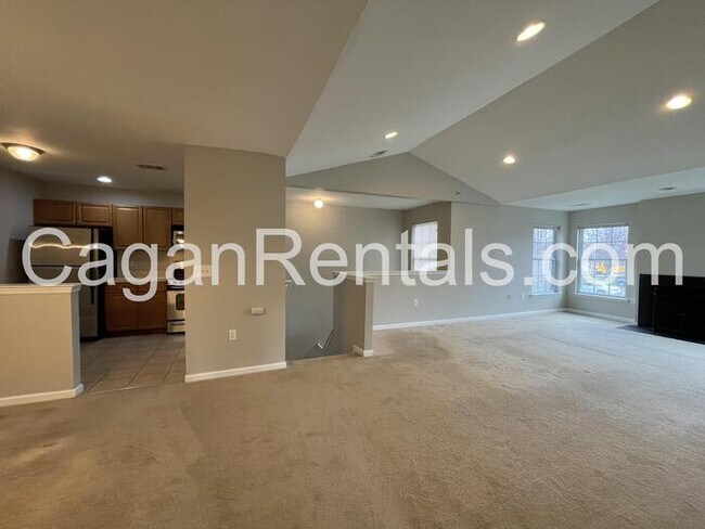 Building Photo - 4 Lackland Ave