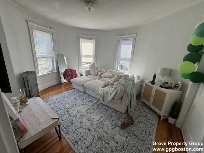 Photo - 4 bedroom in Boston MA 02127 Apartment