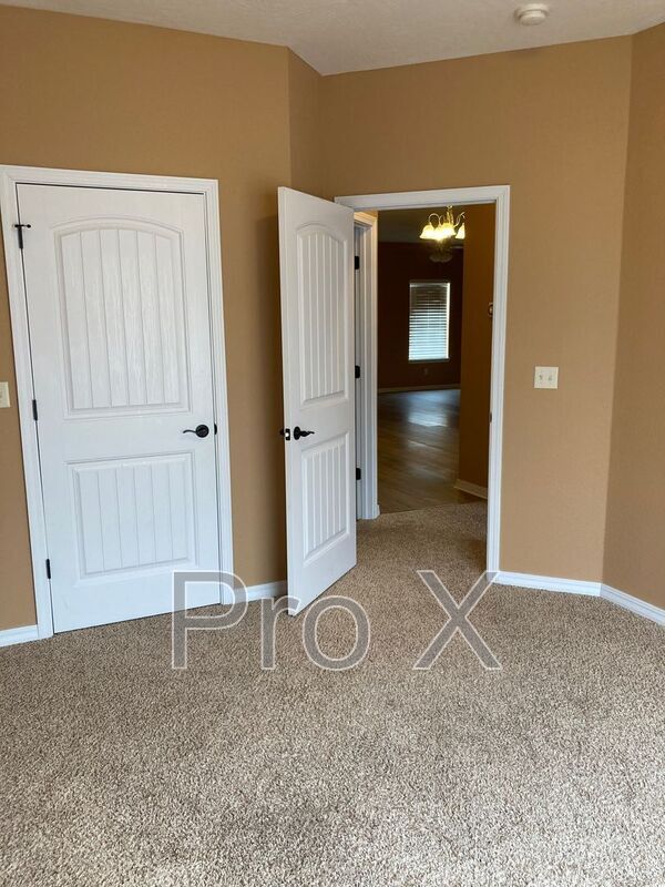 Building Photo - 1604 Prier Ln