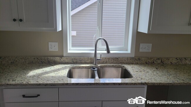 Foto del edificio - 1027 45th Ave NE