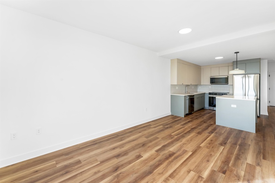Foto principal - 873 Communipaw Ave