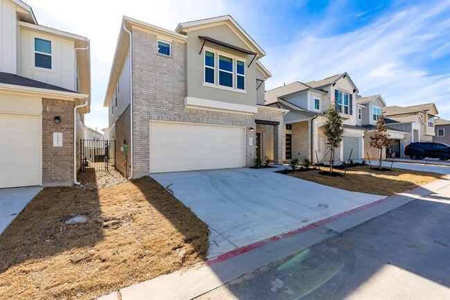 Building Photo - 1005 Legend Milton Ln