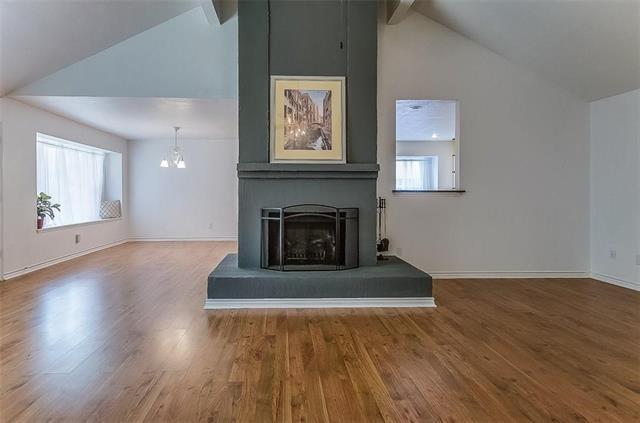 Building Photo - 2116 Bentley Dr