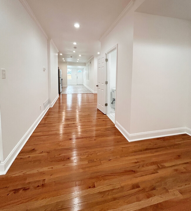 Building Photo - 1241 Orthodox St