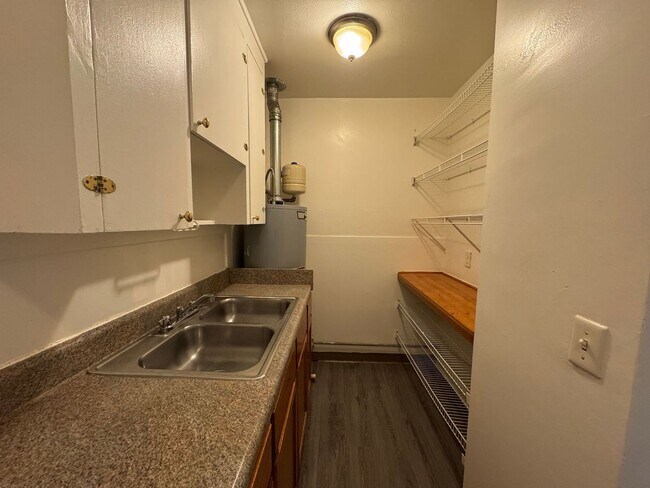 Foto del edificio - Pensacola - Warrington - 1 Bedroom, 1 Bathroom